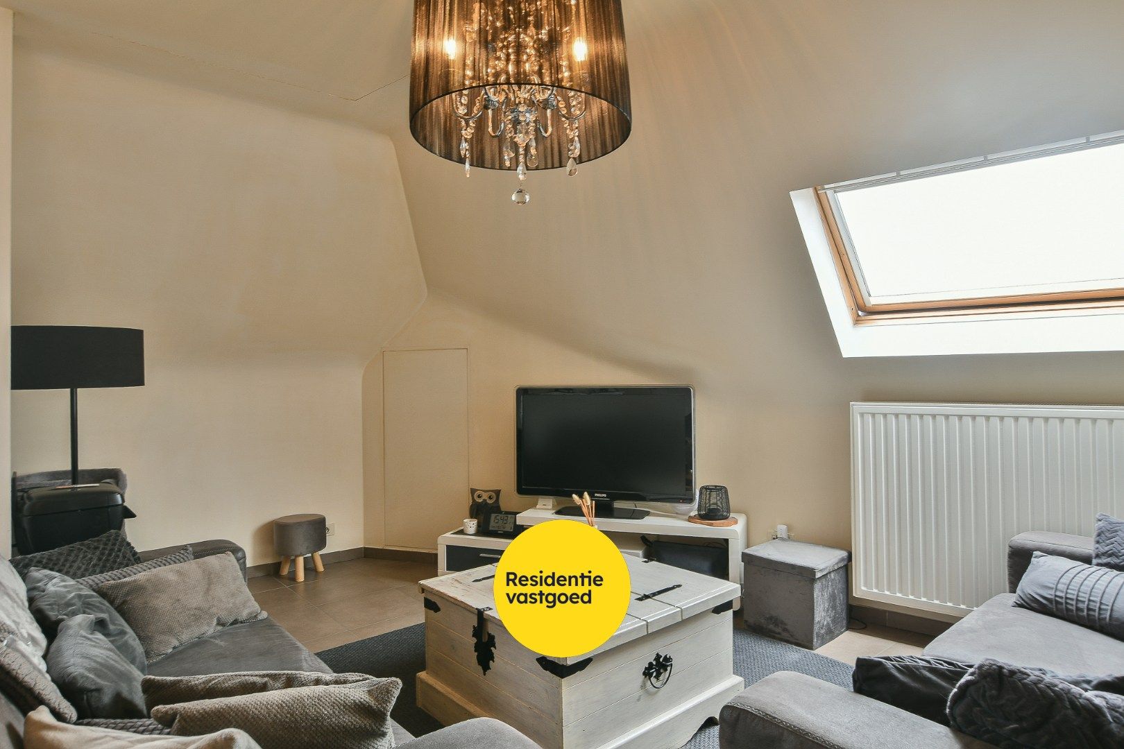 Recent appartement met 3 slaapkamers in het centrum van Eernegem foto 2