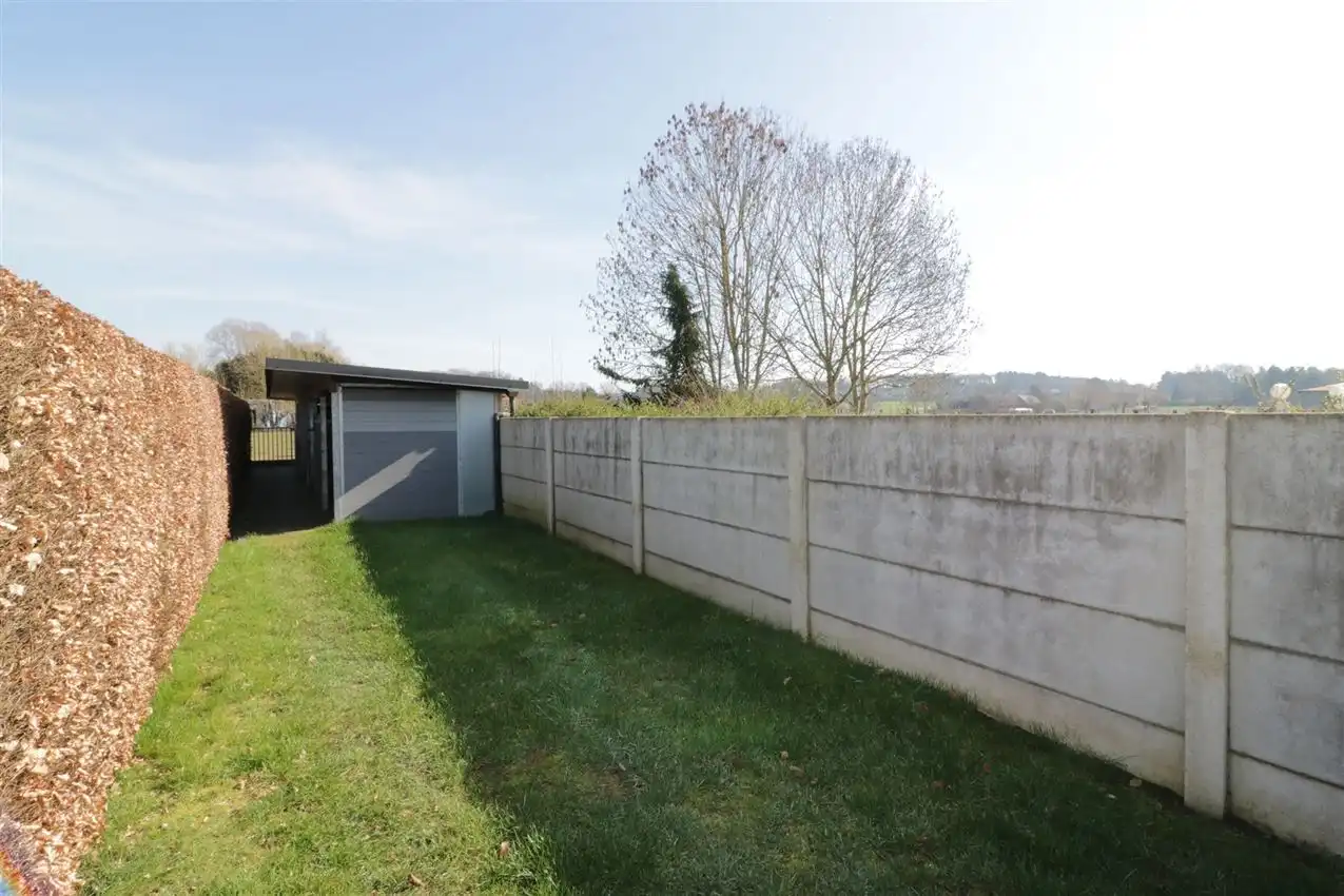 groene omgeving,  klein weiland, zichtbaarheid foto 40