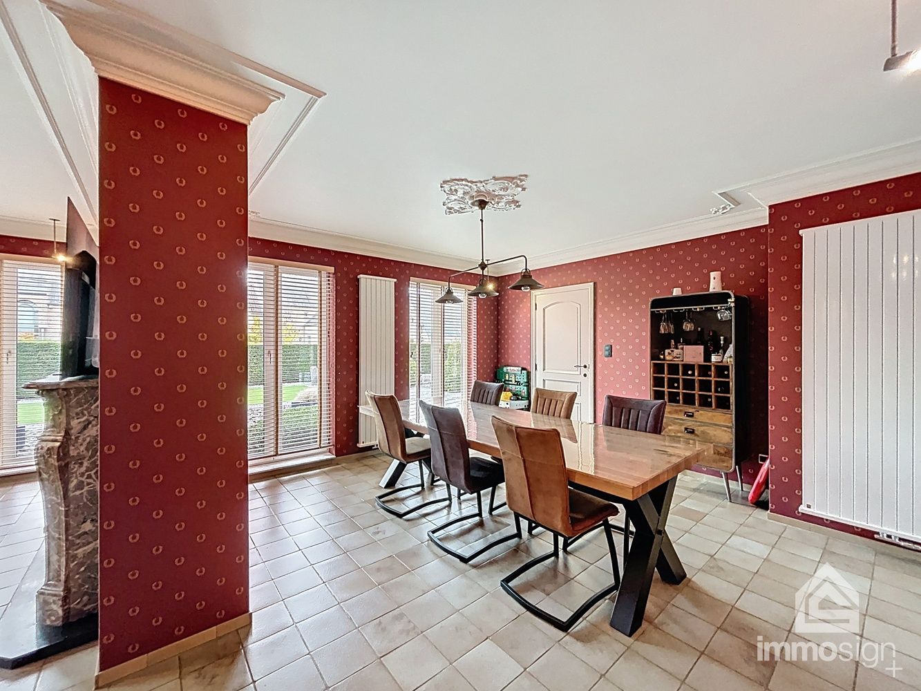 Karaktervol landhuis op 2318 m² in groene, rustige omgeving foto 4