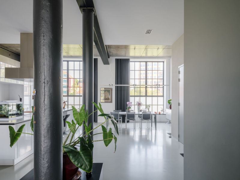 Magnifieke loft met luxe inrichting aan Franse Vaart foto 5