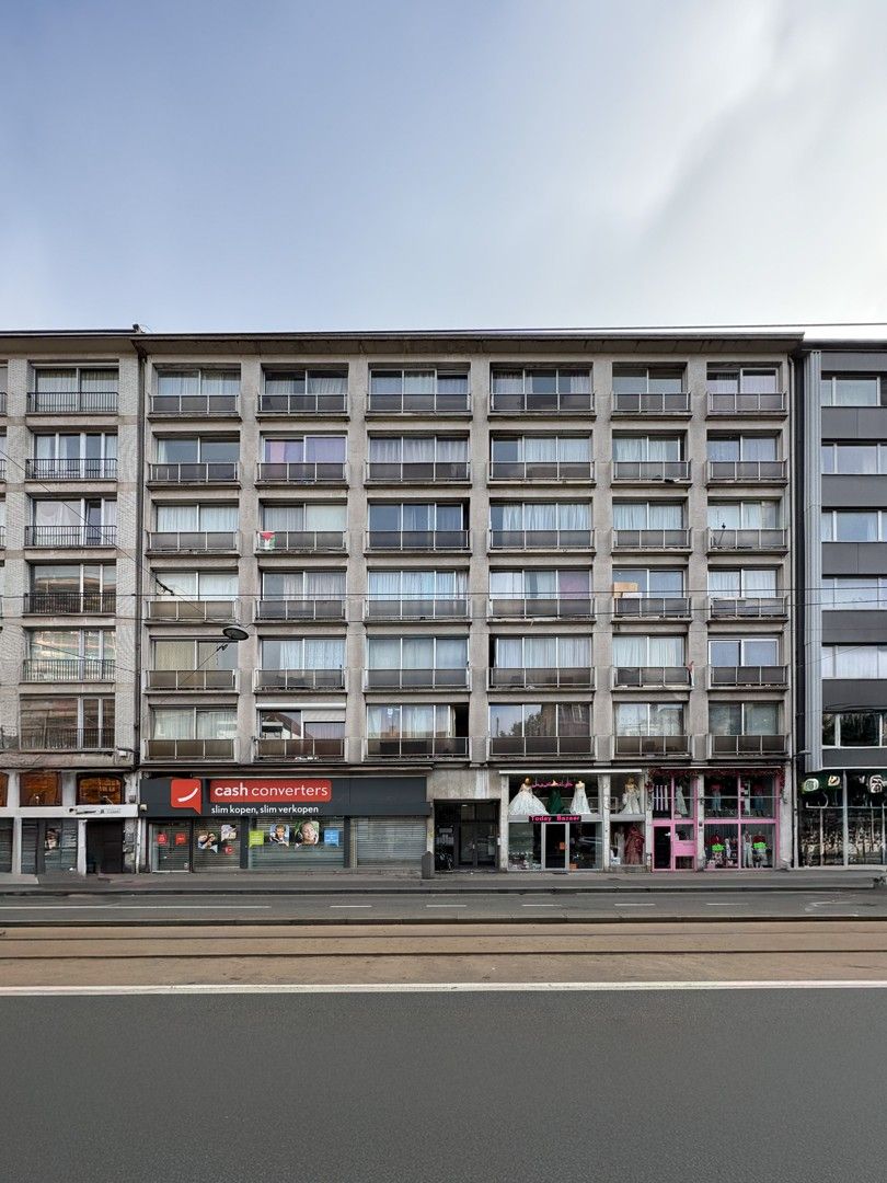 Instapklare studio met prachtig uitzicht op het MAS – ideale investering of starters appartement! foto 10