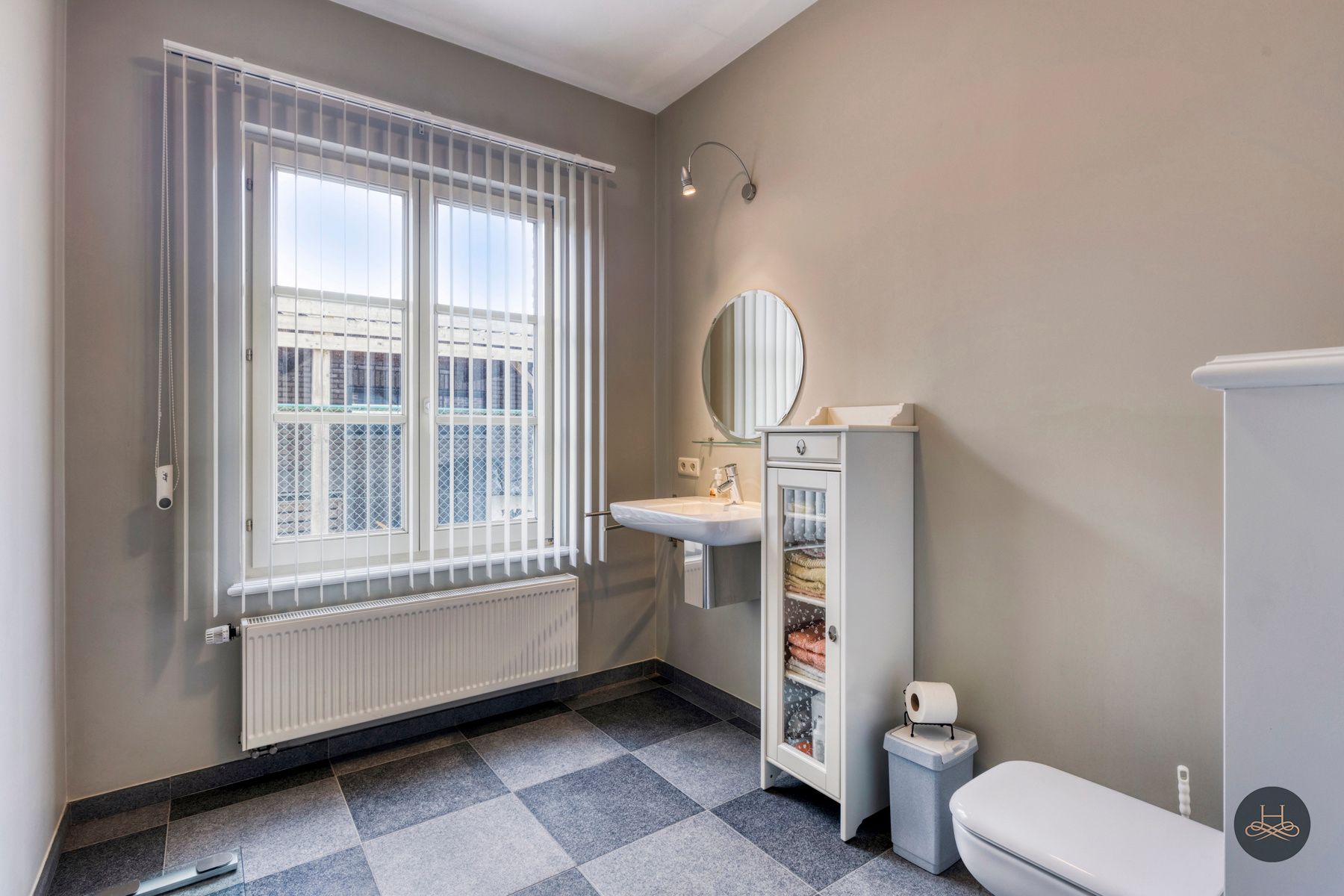 Exclusieve prachtig afgewerkte pastorijwoning met grote tuin foto 26