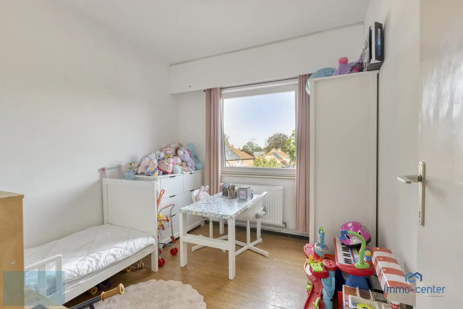Ruim appartement met 3 slaapkamers, balkon en garage in Heusden-Centrum foto 11