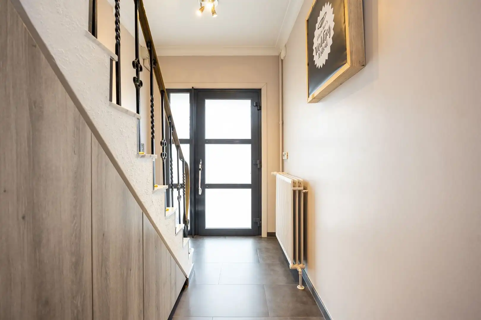 Woning met 5 slaapkamers en 2 badkamers op zuid perceel. foto 10