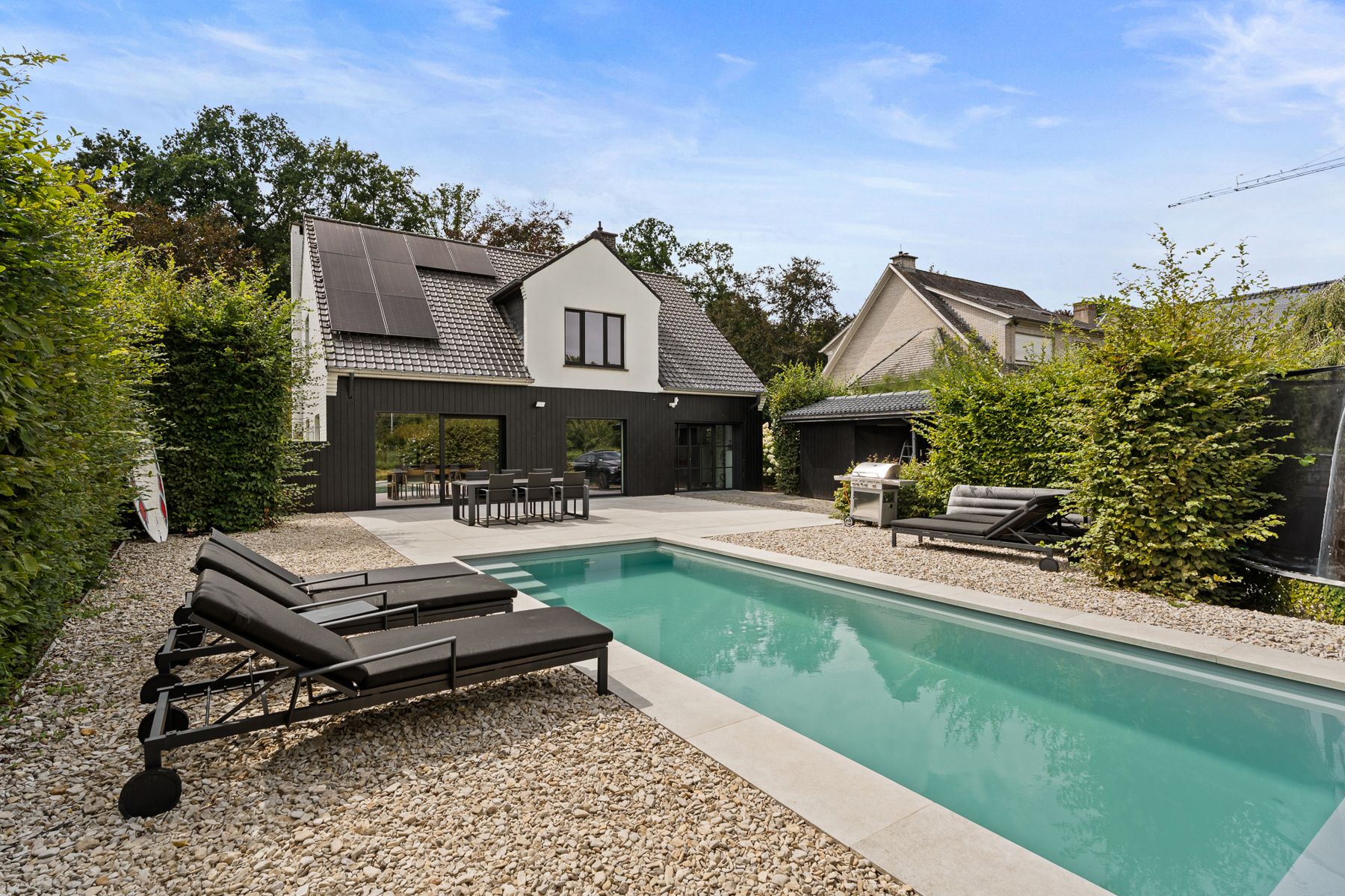 Moderne, riante en luxueuze, villa op gunstige ligging foto 29