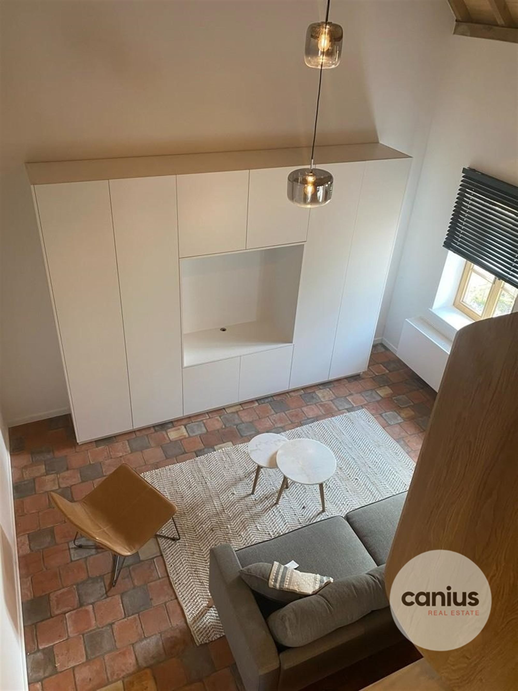 KARAKTERVOLLE GEMEUBELDE WONING MET 1 SLK + TUIN foto 5