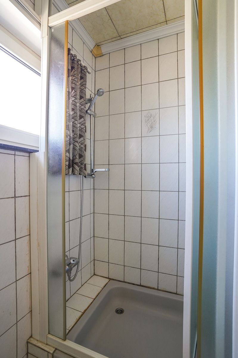 Rustig gelegen, te renoveren half open bebouwing in Tisselt. foto 25