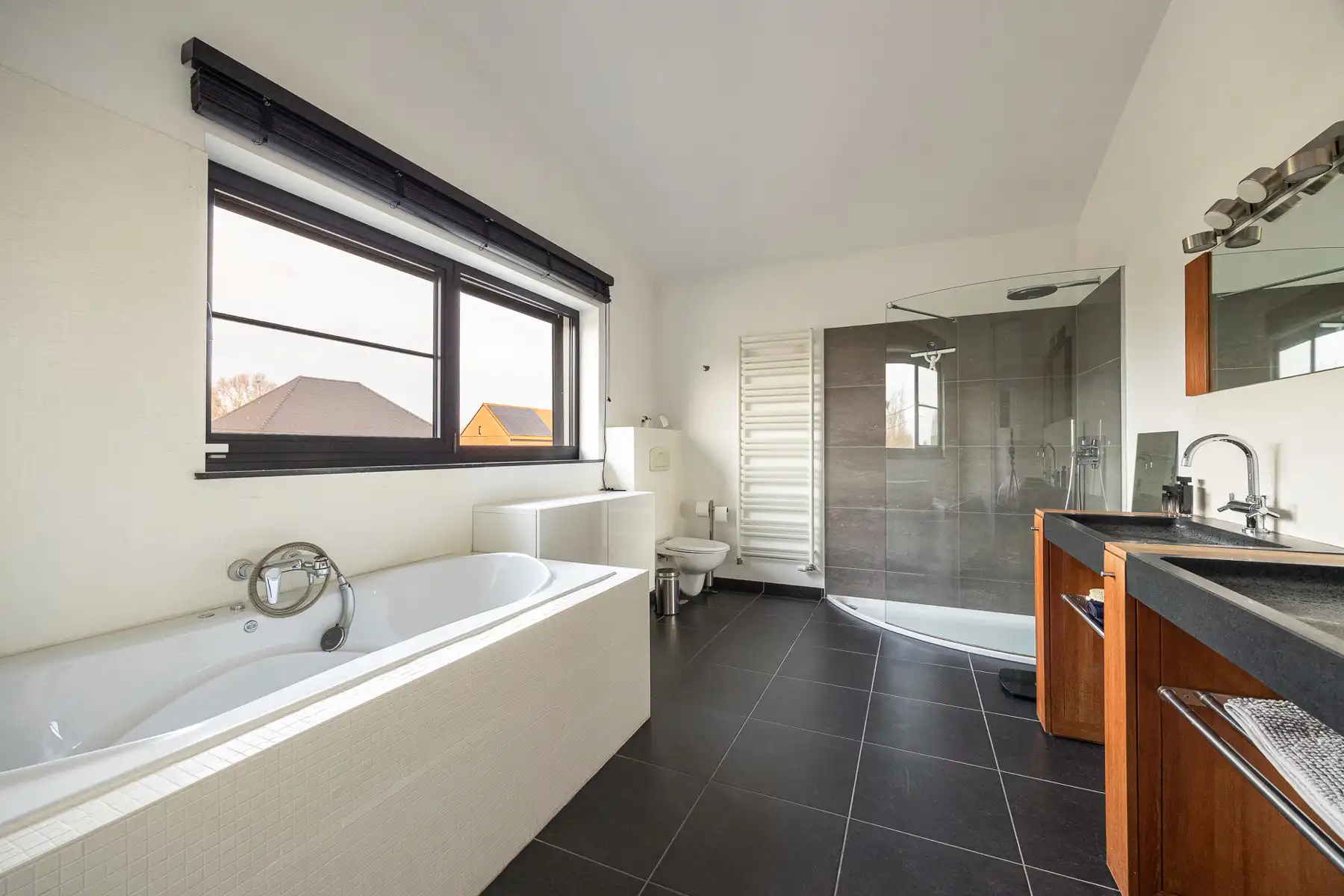 Huis te koop foto 32