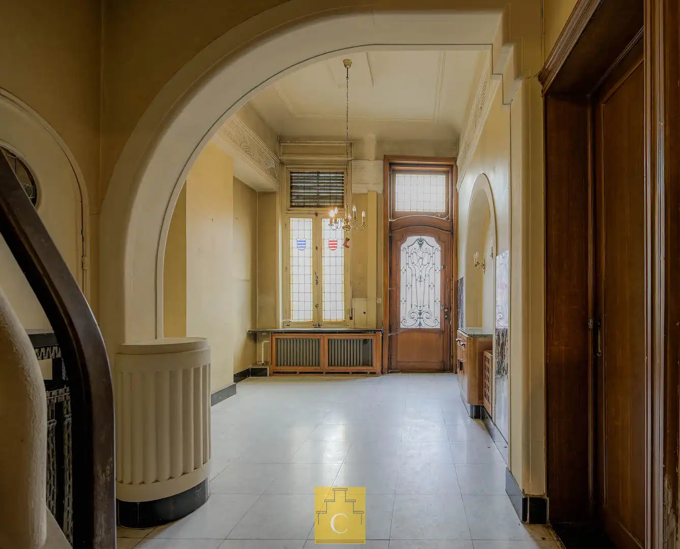 Authentiek herenhuis aan de Sint-Annarei foto 4