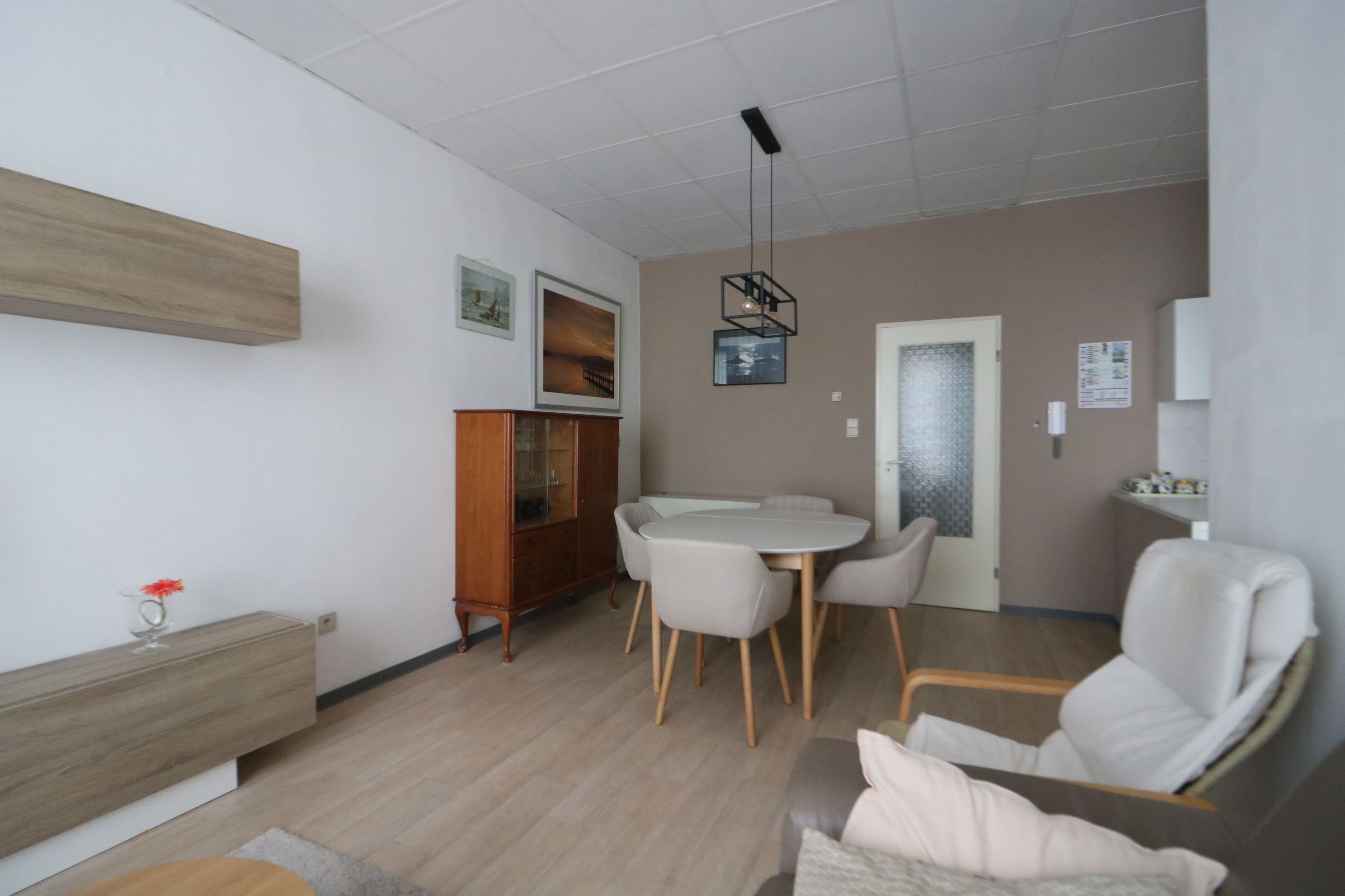 Hedendaags 2-slaapkamerappartement in het centrum van Blankenberge.  foto 4