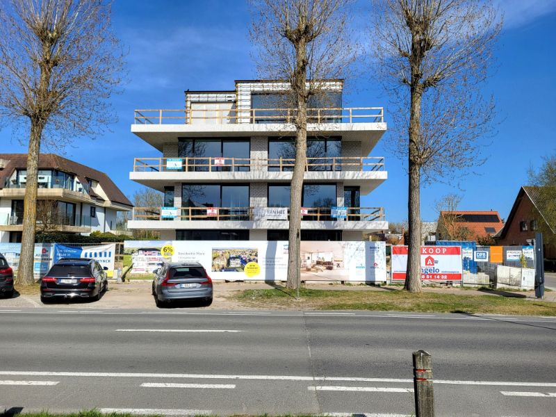 Exclusief nieuwbouw appartement op residentiële ligging foto {{pictureIndex}}