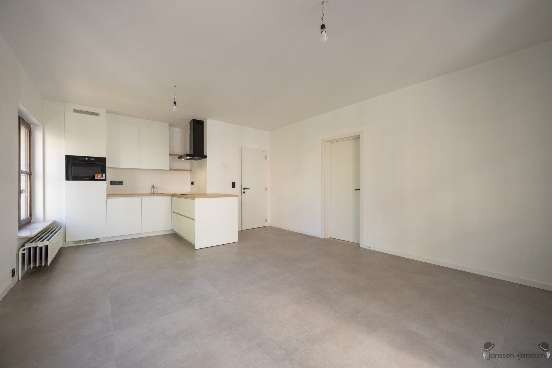 Comfortabel appartement met één slaapkamer te koop op het 2e verdiep in hartje Aarschot. foto 4