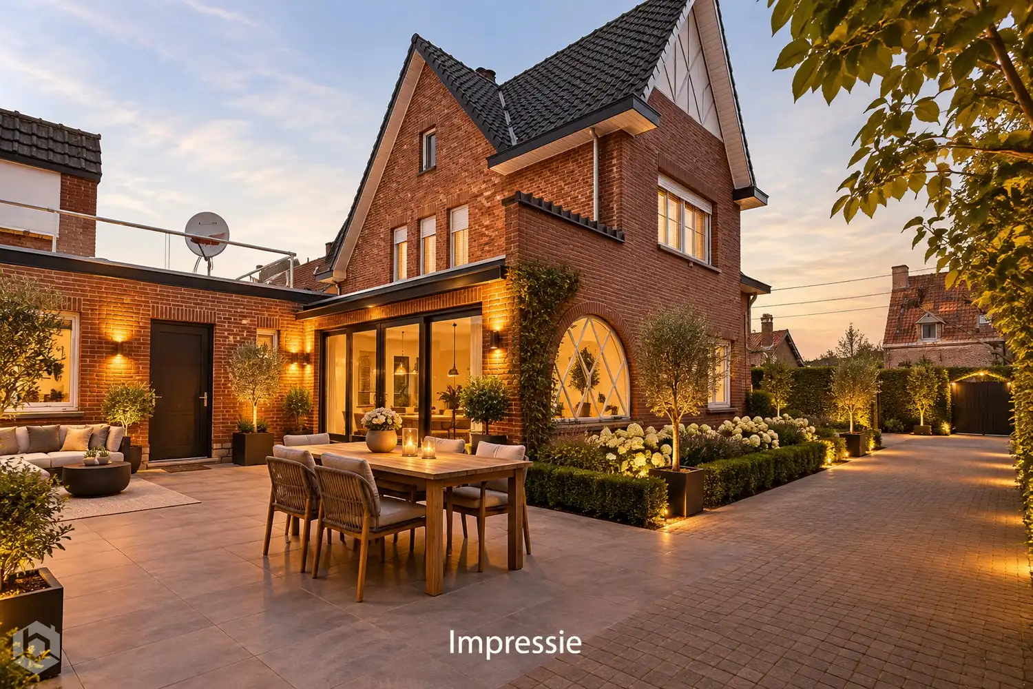 Ruime woning met 3 slpkrs foto 3