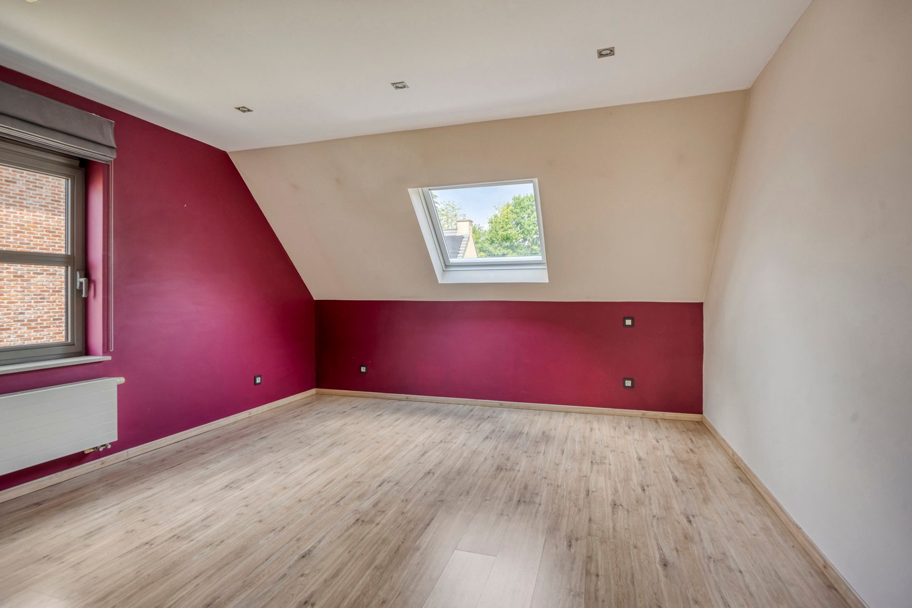Instapklare HOB met 2 slaapkamers, garage en tuin! foto 14