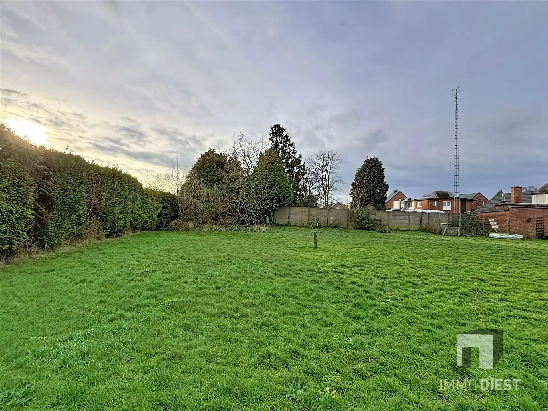 Knappe bouwgrond 640m2 open bebouwing foto 4