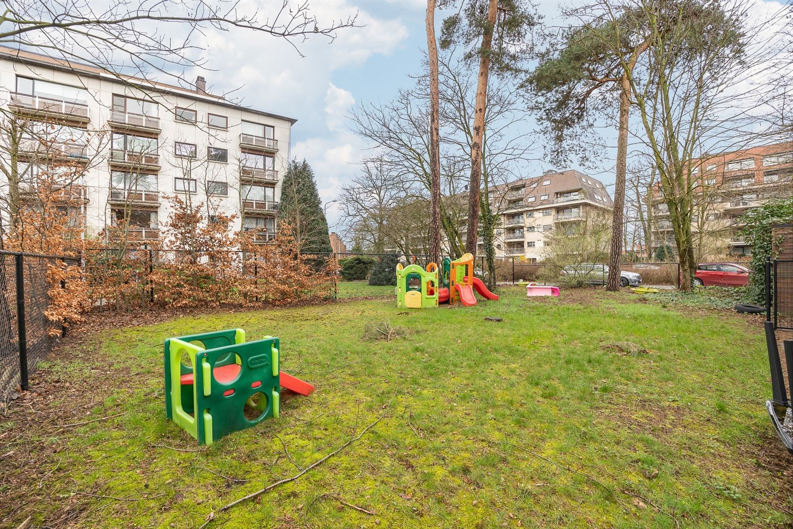 Koetshuis: Ideale opbrengsteigendom in een prachtig parkdomein, in hartje Schoten foto 5