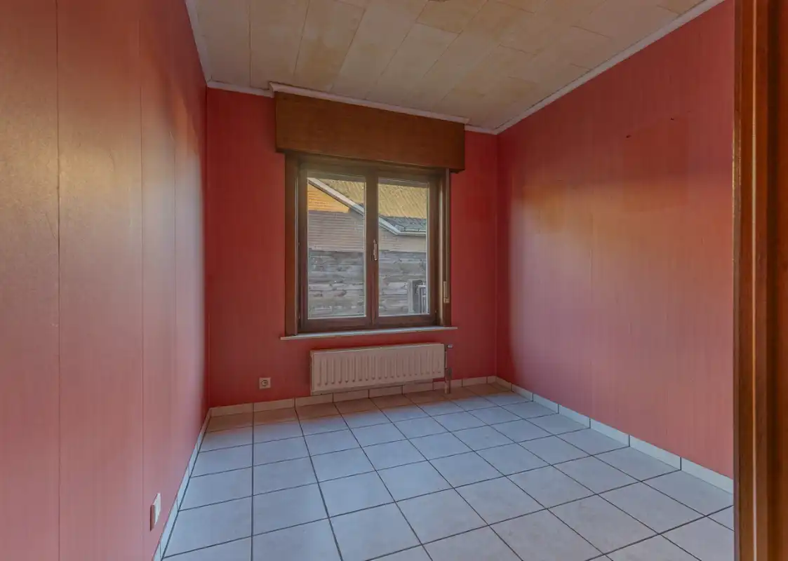 Zeer goed gelegen bungalow op wandelafstand van het centrum, station en de scholen van Dendermonde foto 9