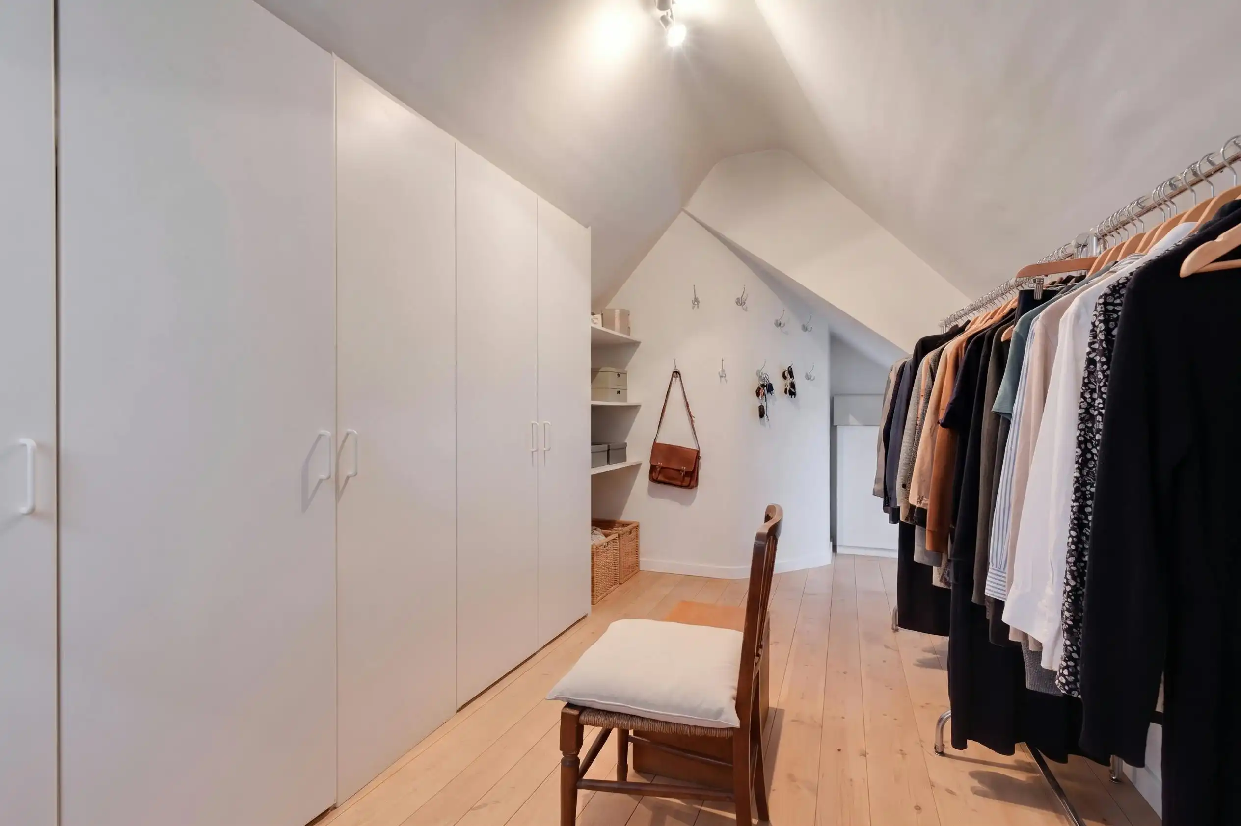 Appartement met twee slaapkamers te koop in Brugge foto 12