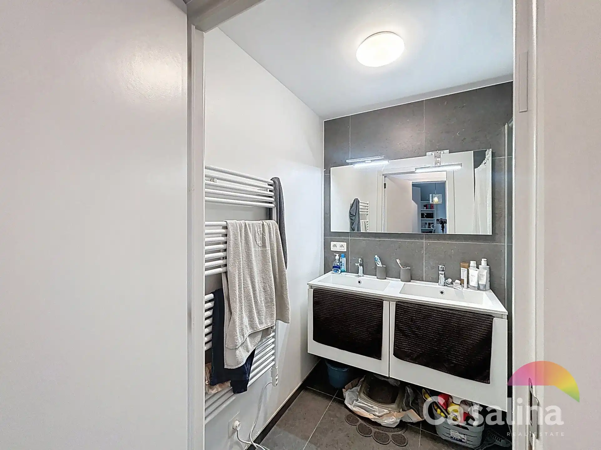 Modern nieuwbouwappartement met terras te huur foto 15