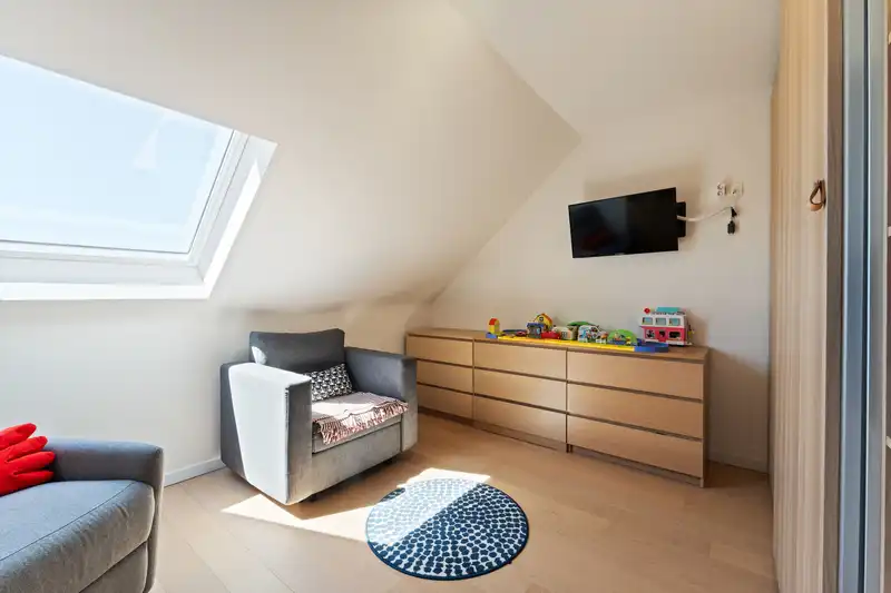 Roeselare - Energiezuinige woning met 5 slaapkamers foto 12