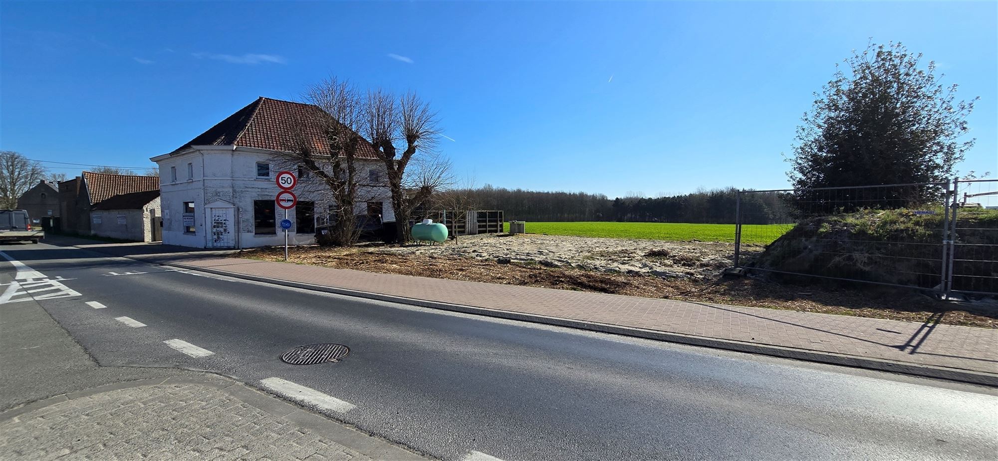 Hoofdfoto van de publicatie: Huis