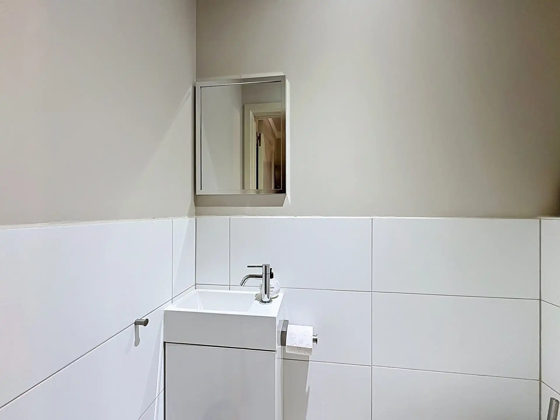 Energiezuinige open bebouwing met 3 slaapkamers, oprit en garage op perceel van 524m² in Zwijndrecht! foto 8