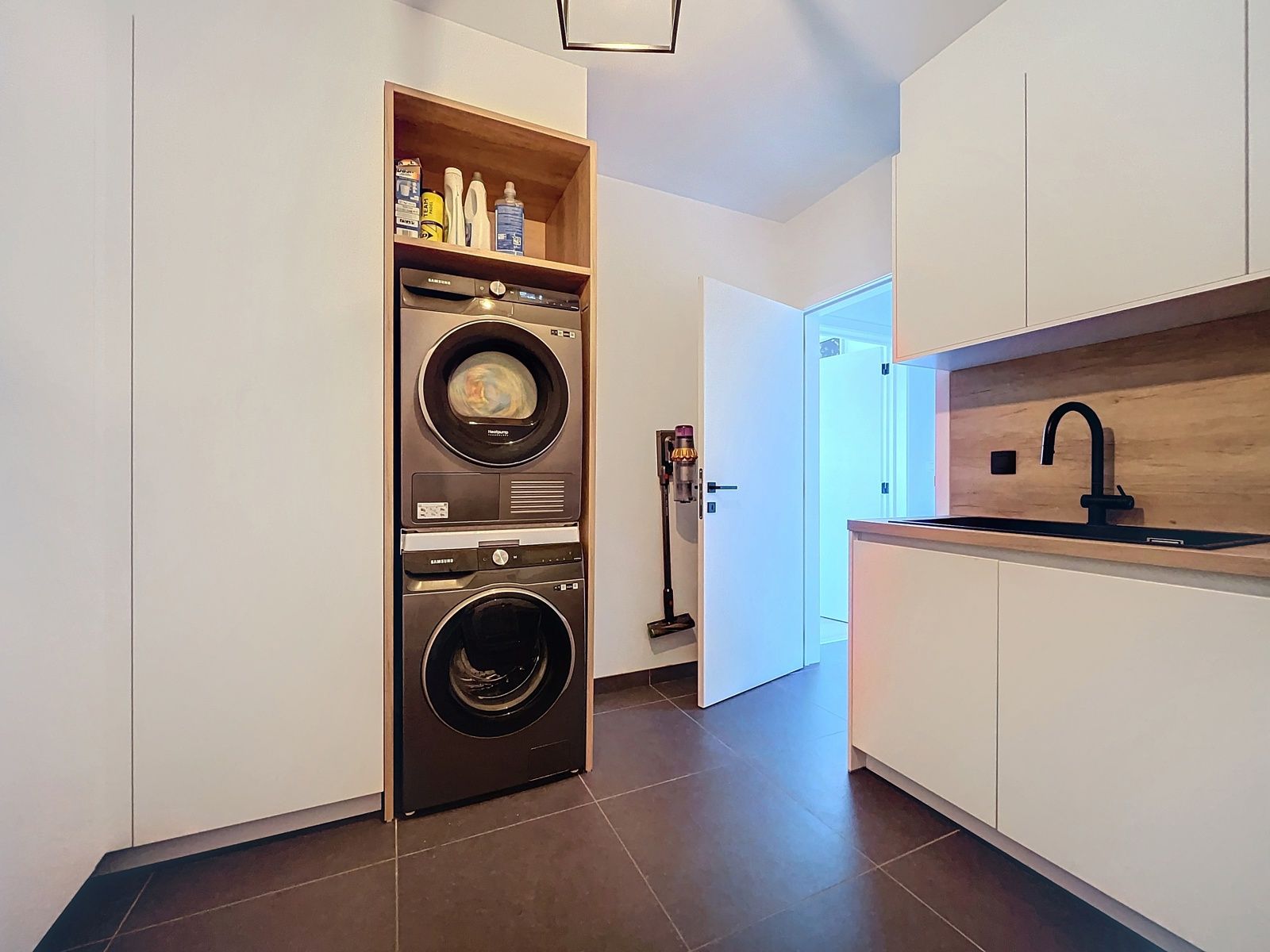 Instapklare zuinige moderne woning van 2018 foto 15
