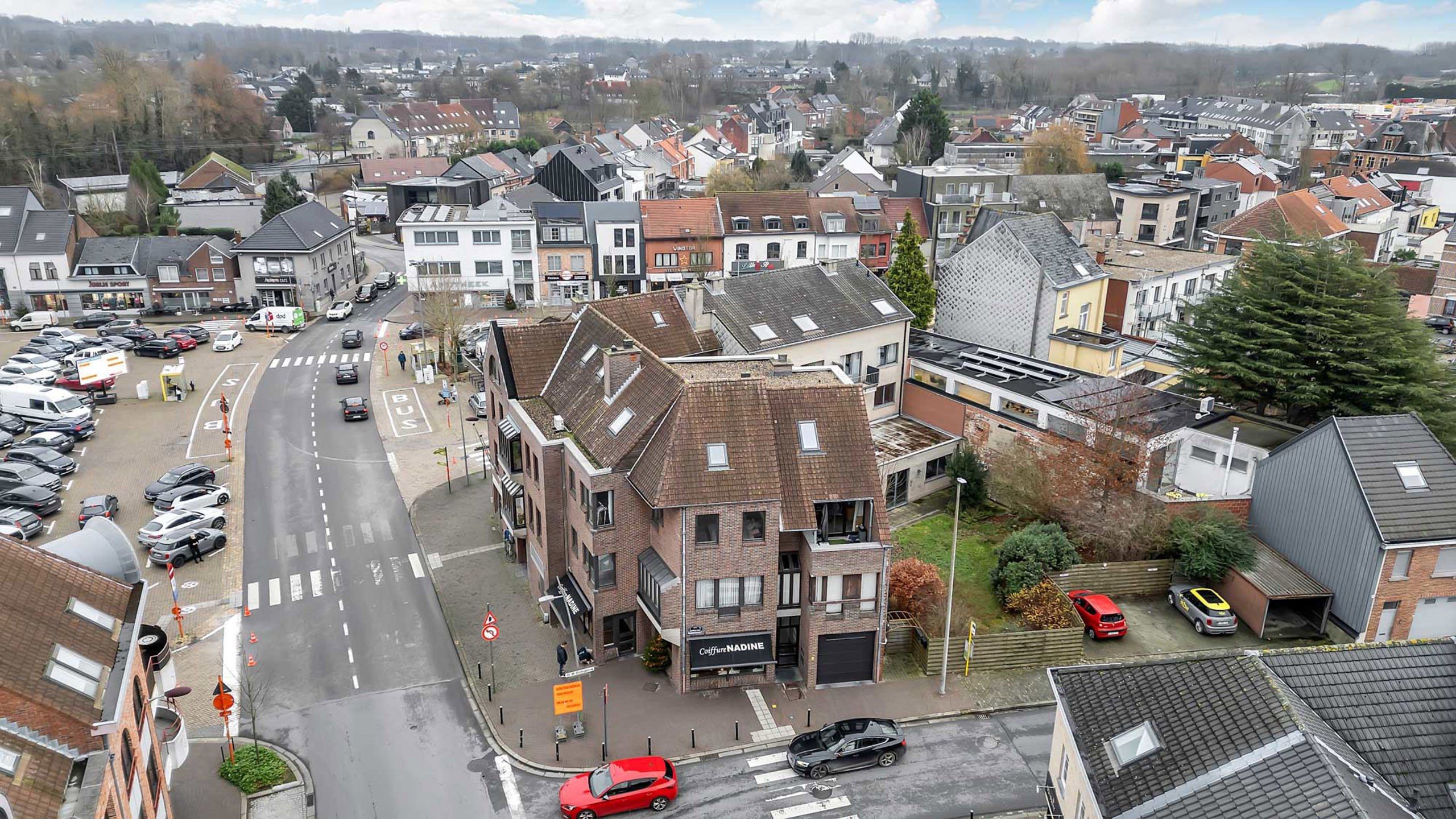 Handelszaak met duplex te koop in centrum Ternat foto 16
