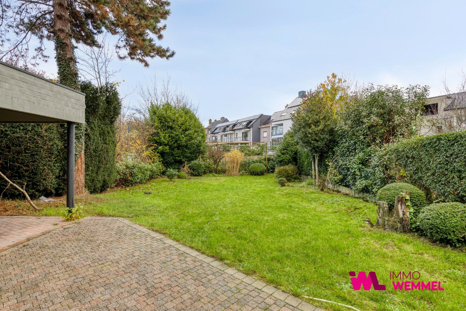 Instapklare gekoppelde woning in het centrum van Wemmel  foto 22