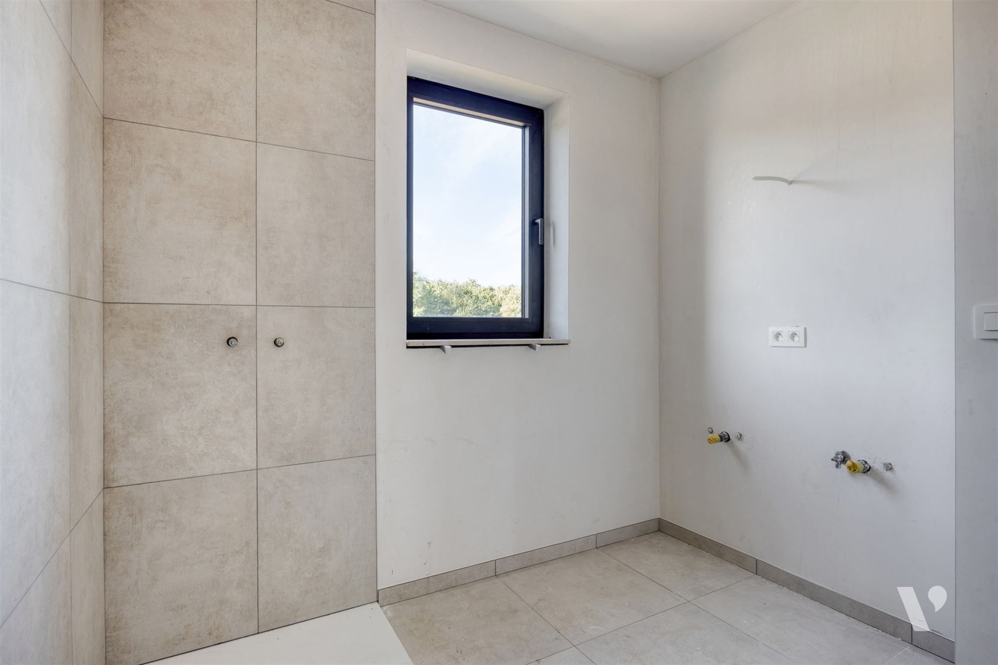 Nieuwbouwwoning in rustige omgeving foto 22