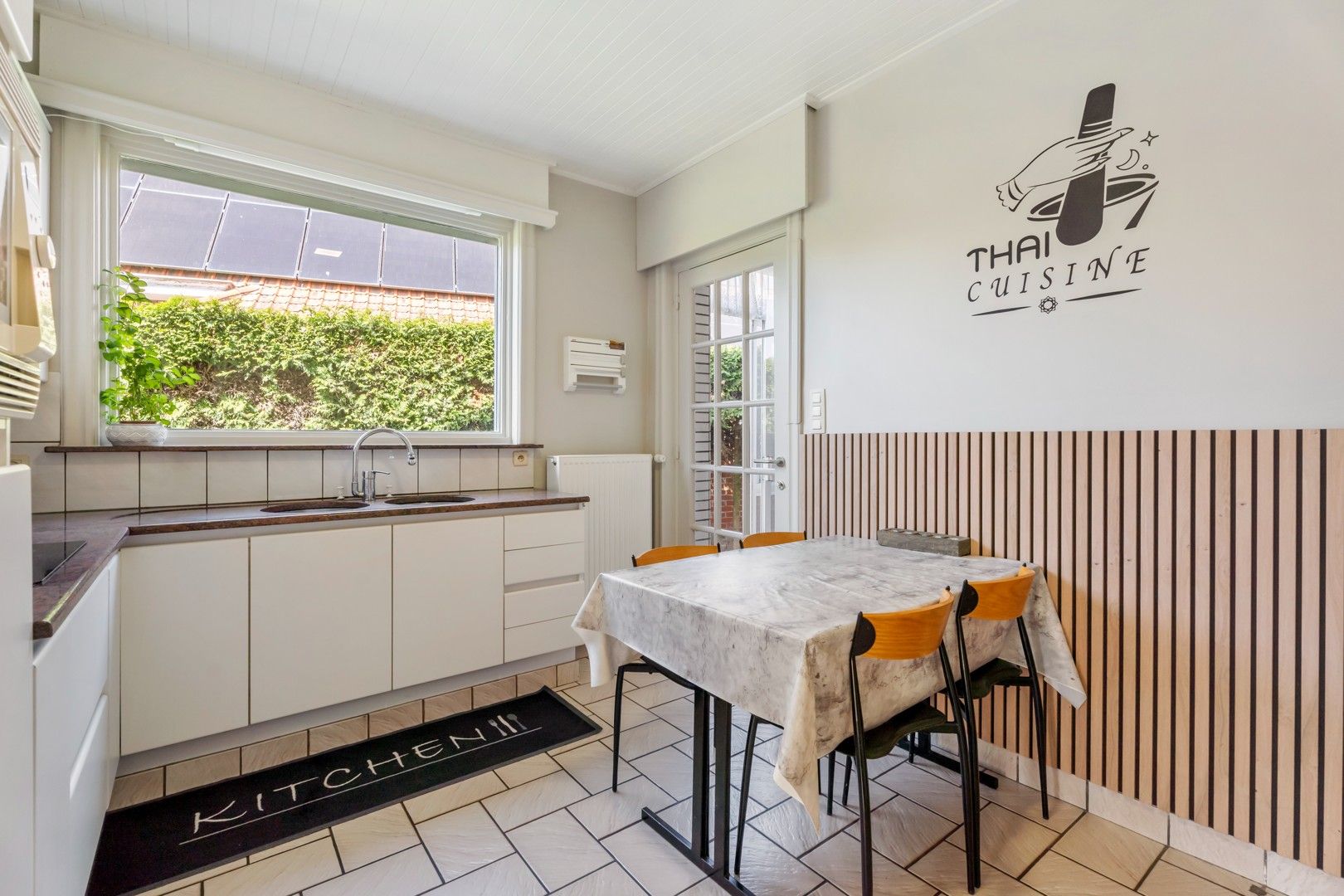 Karaktervolle open bebouwing met garage op een gunstige locatie te Vichte! foto 7