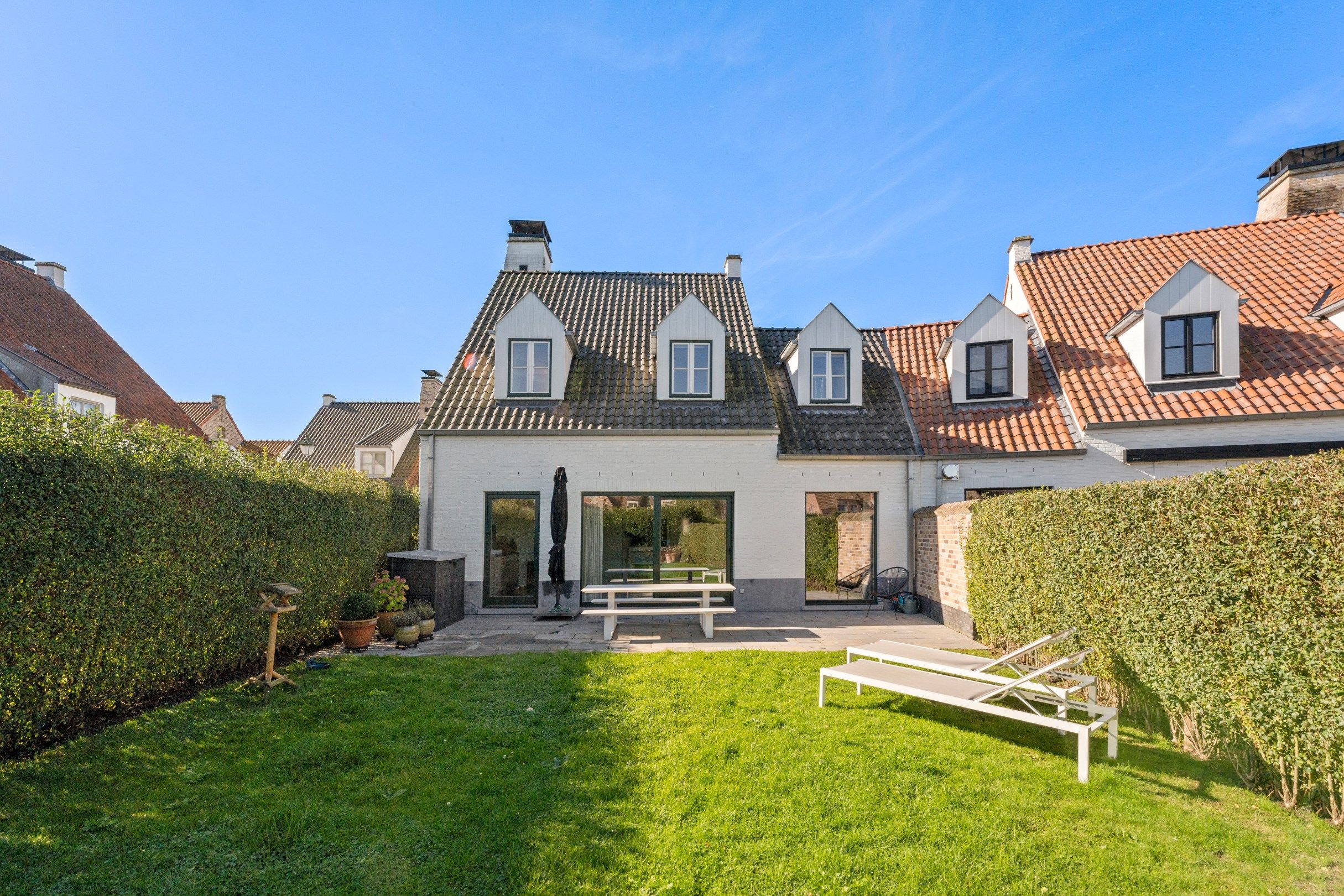 PRACHTIG INSTAPKLARE woning te huur met 3 volwaardige slaapkamers, garage en gezellige tuin gelegen in het hart van RAMSKAPELLE. foto 20