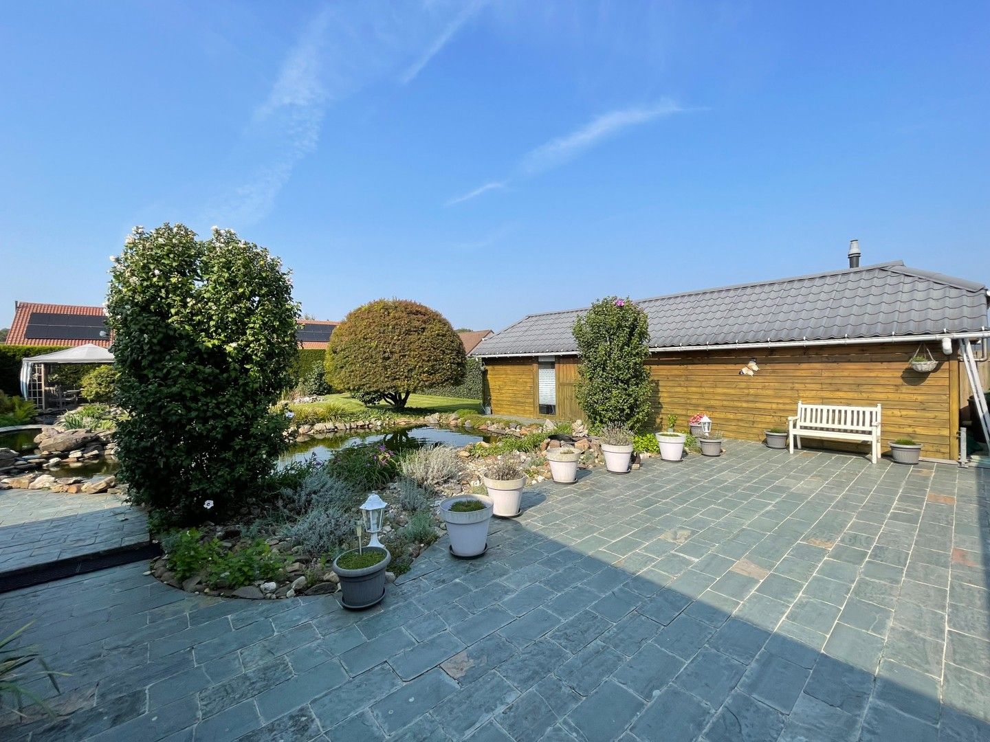 Charmante woning met 3, mogelijkheid tot 4 slaapkamers en prachtige tuin te Kaulille (Bocholt). foto 3