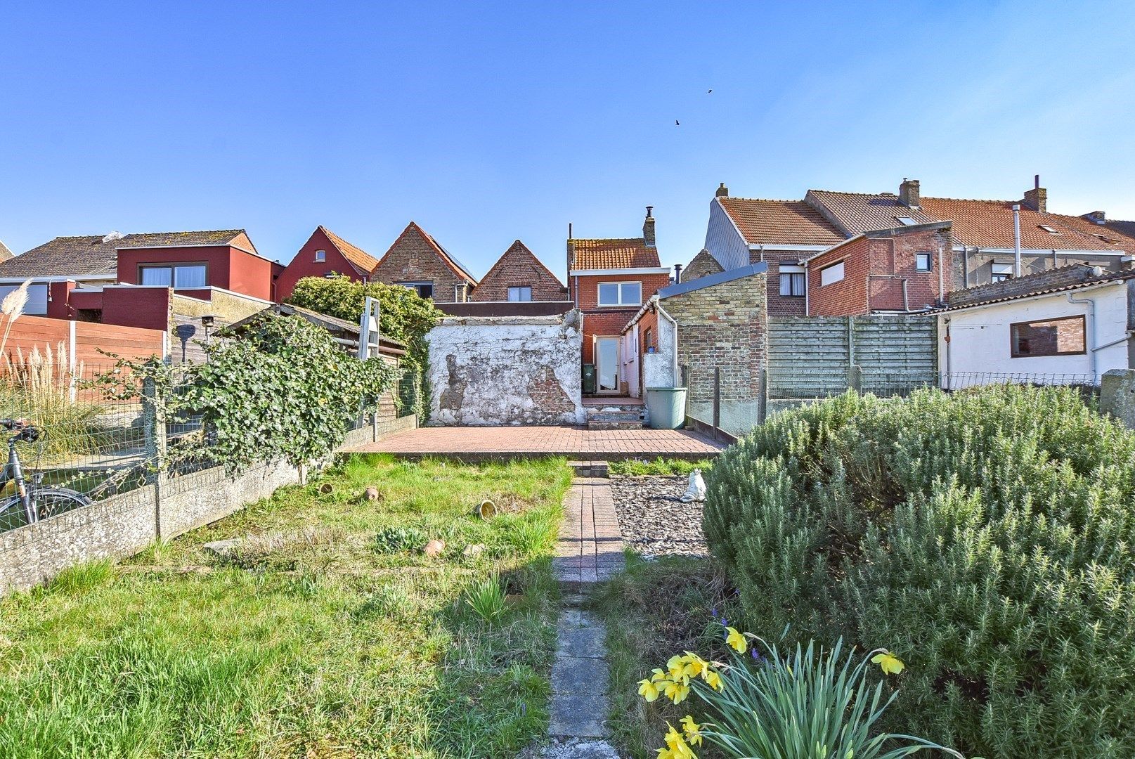 Charmante woning op toplocatie in centrum Diksmuide! foto 13