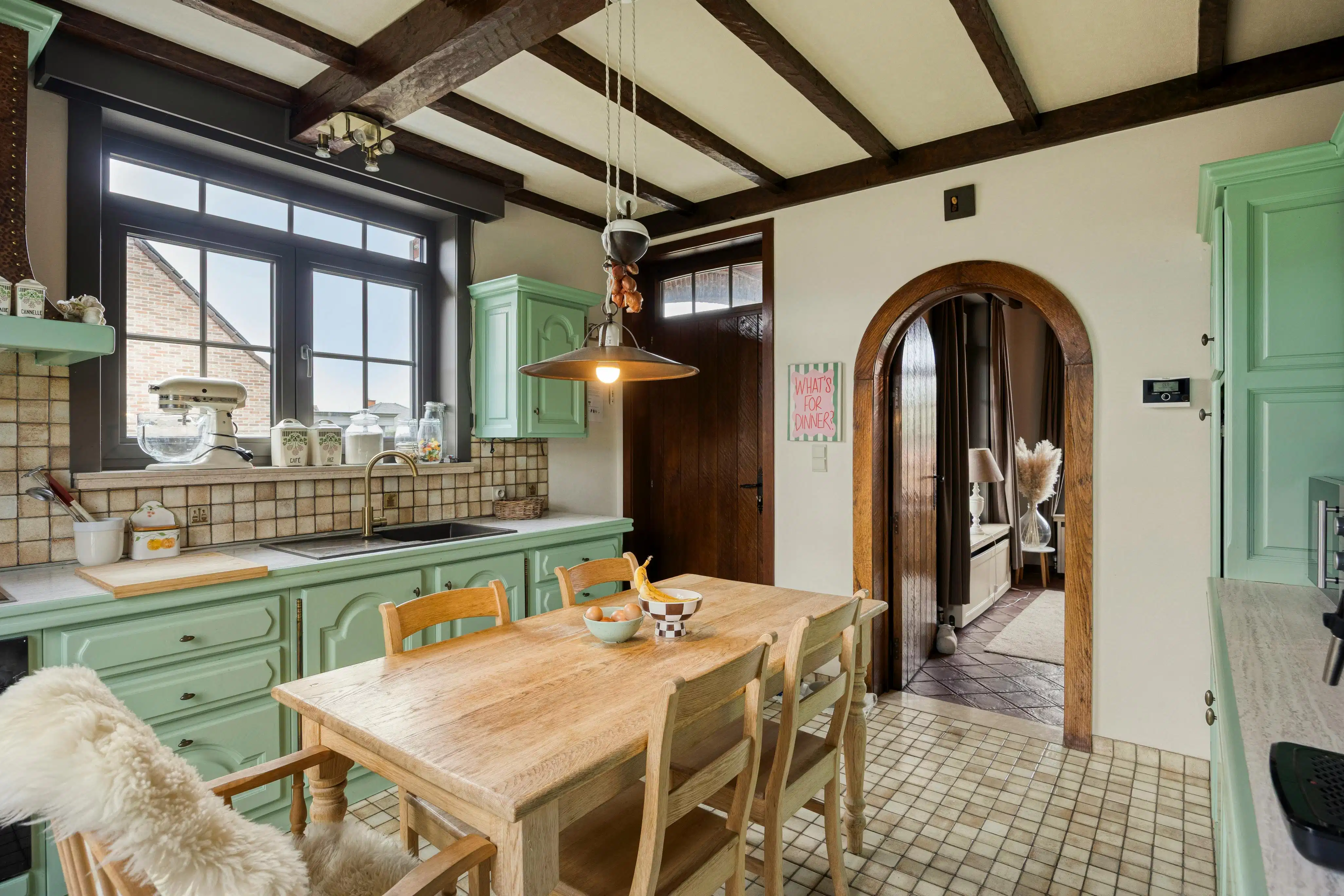 Karaktervolle gezinswoning op toplocatie te koop in Eeklo foto 6