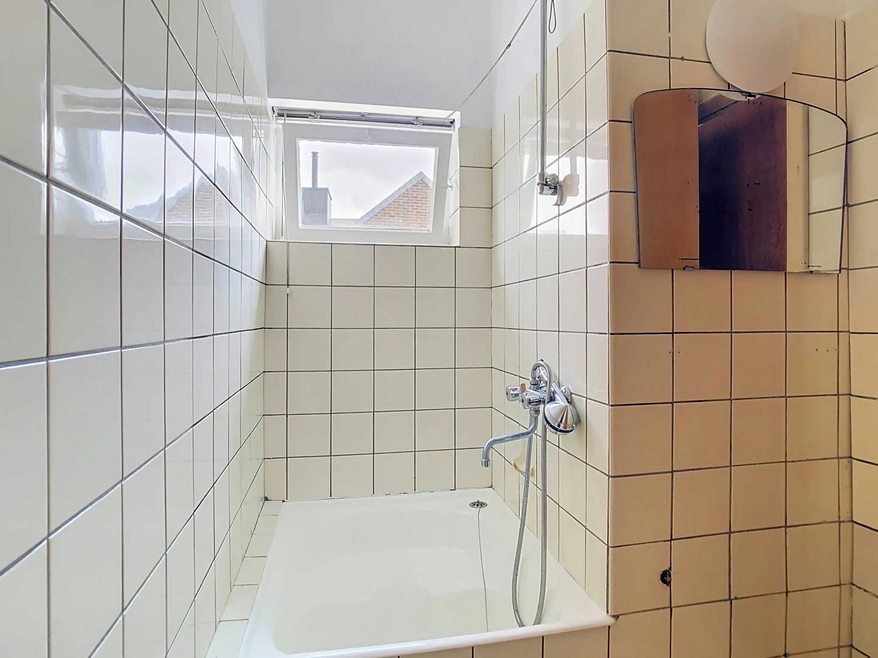 Ruime halfopen bebouwing met tuin en garage te koop in bazel foto 20