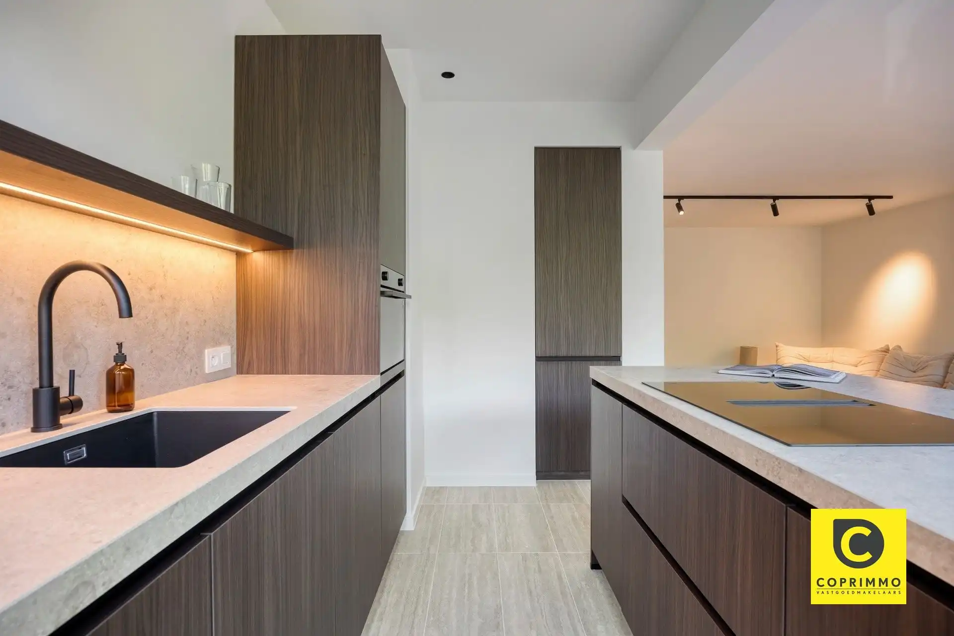 Gerenoveerde parel met 3 slaapkamers op toplocatie! foto 6