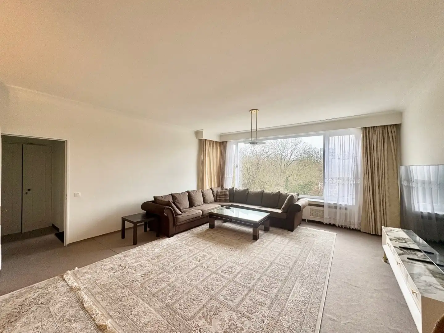 Ruim 2-slaapkamerappartement met uniek zicht op het Stadspark foto 4