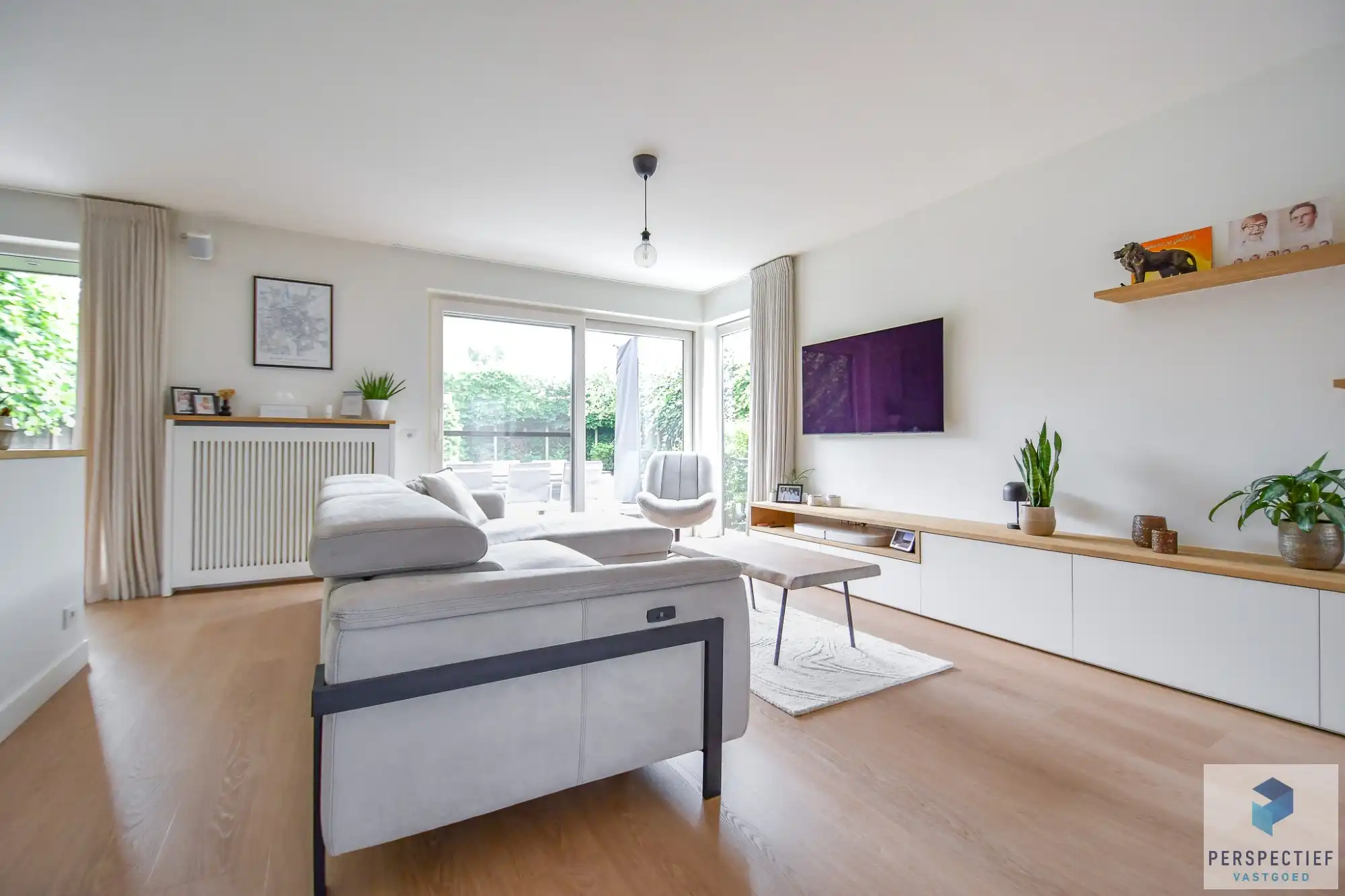 Moderne, veelzijdige gezinswoning met kantoorruimte en gezellige tuin foto 4