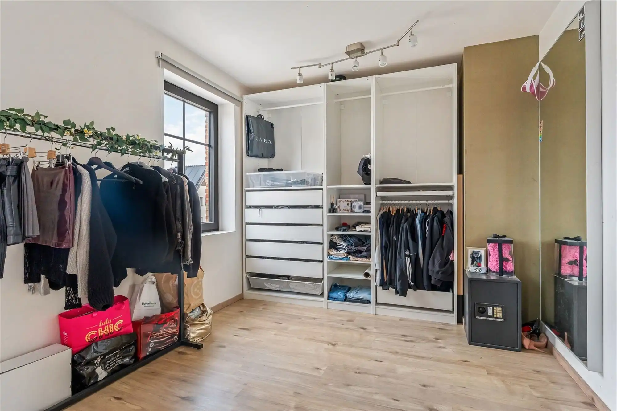 ENERGIEZUINIGE NIEUWBOUWWONING (E21) OP PERCEEL VAN 6A63CA IN GROENE DOCH CENTRALE OMGEVING foto 15