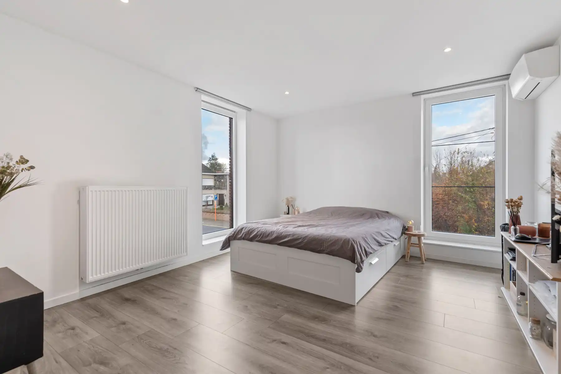 Moderne en exclusieve villa met 4 slpk, zwembad en wellness foto 18