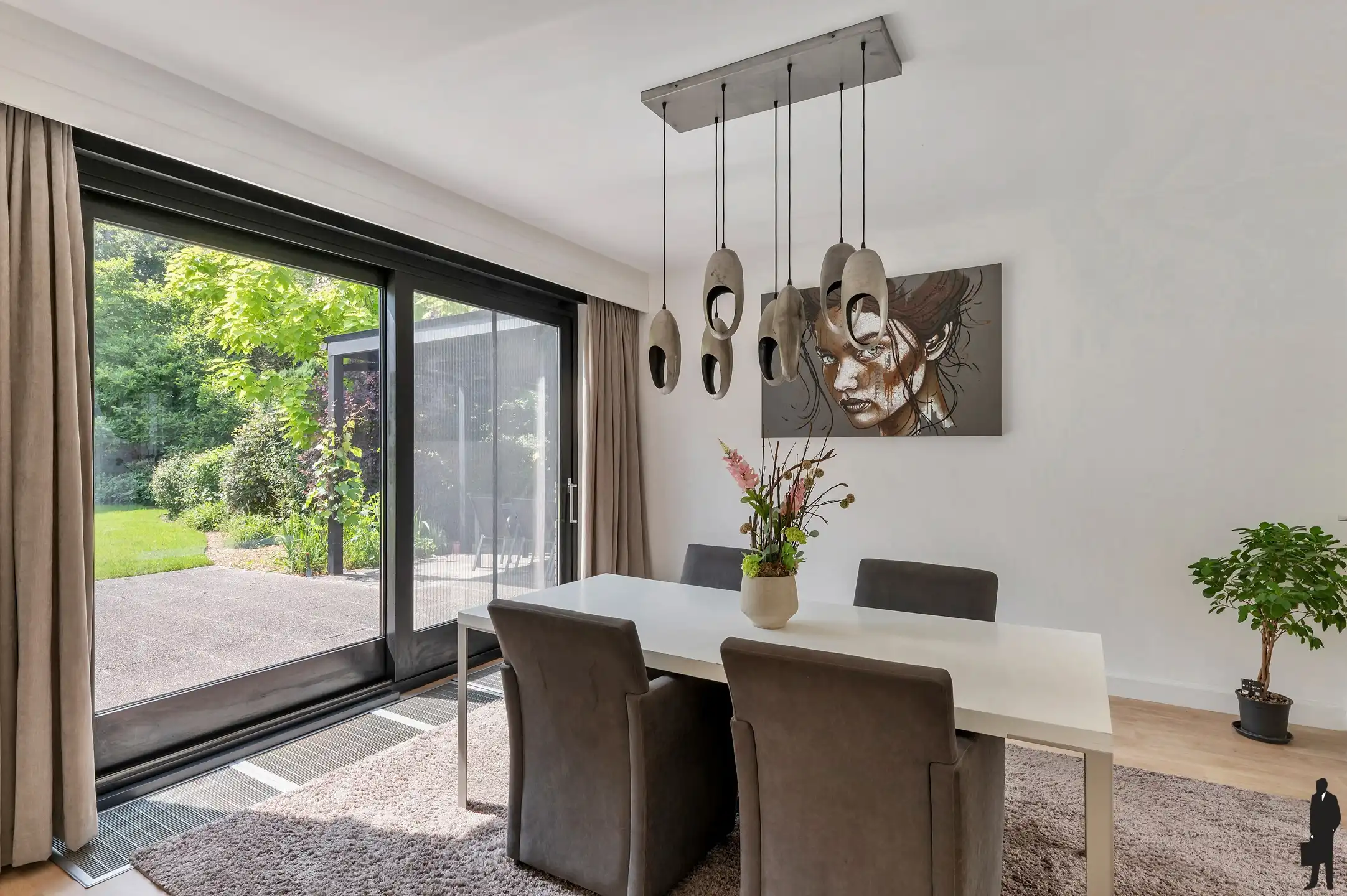 Bosrijk gelegen gelijkvloerse villa op perceel van 2.905m² foto 7