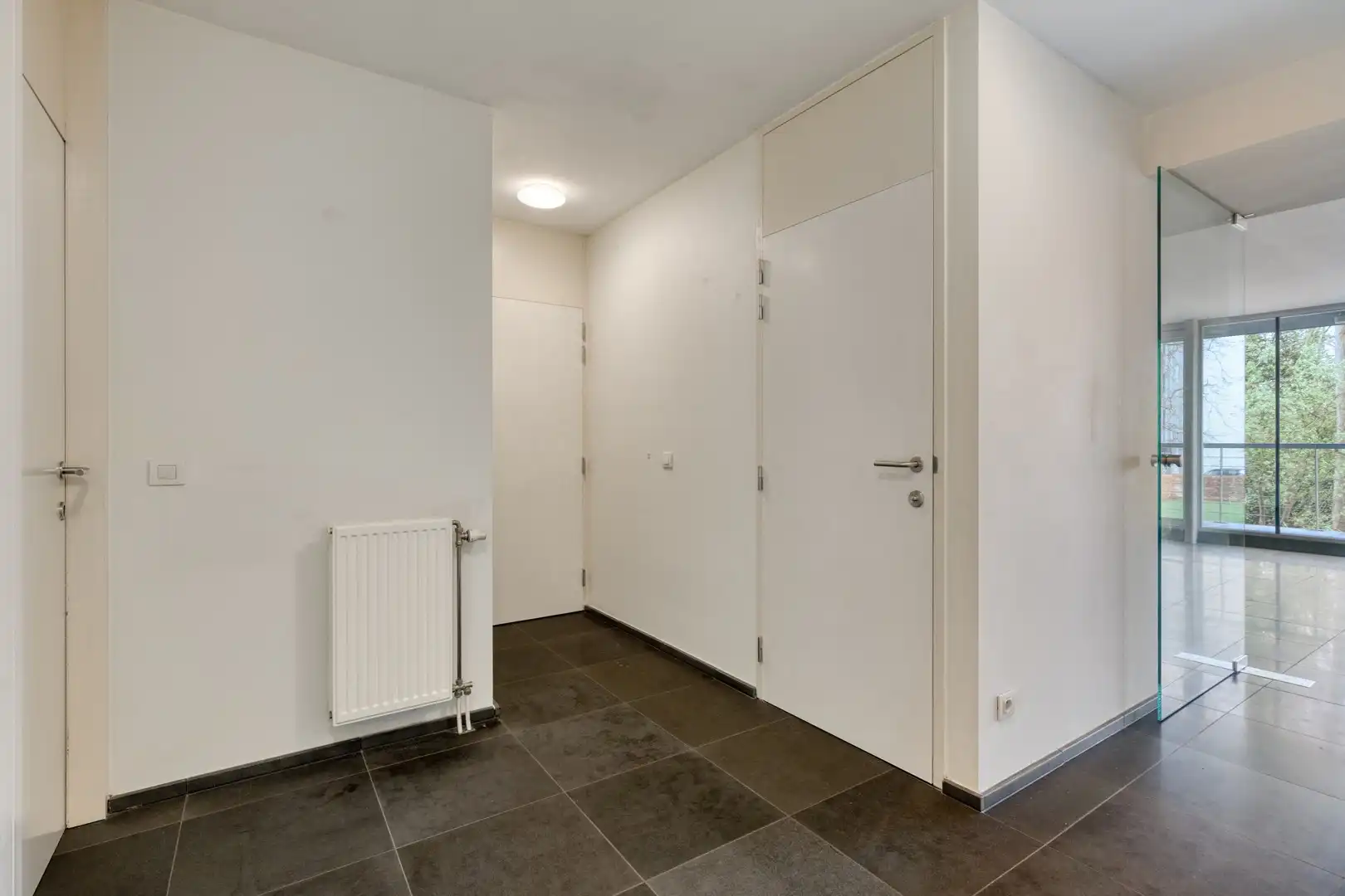 Prachtig 3-slaapkamer appartement en autostaanplaats in rustige en groene omgeving foto 5