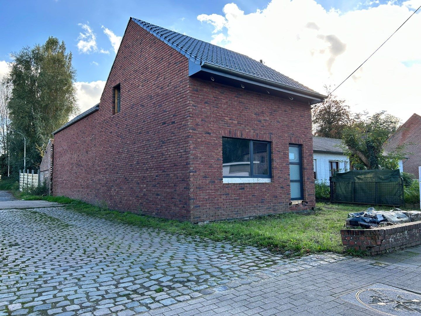 Nieuwbouwwoning met 4 slaapkamers te Eernegem foto 2