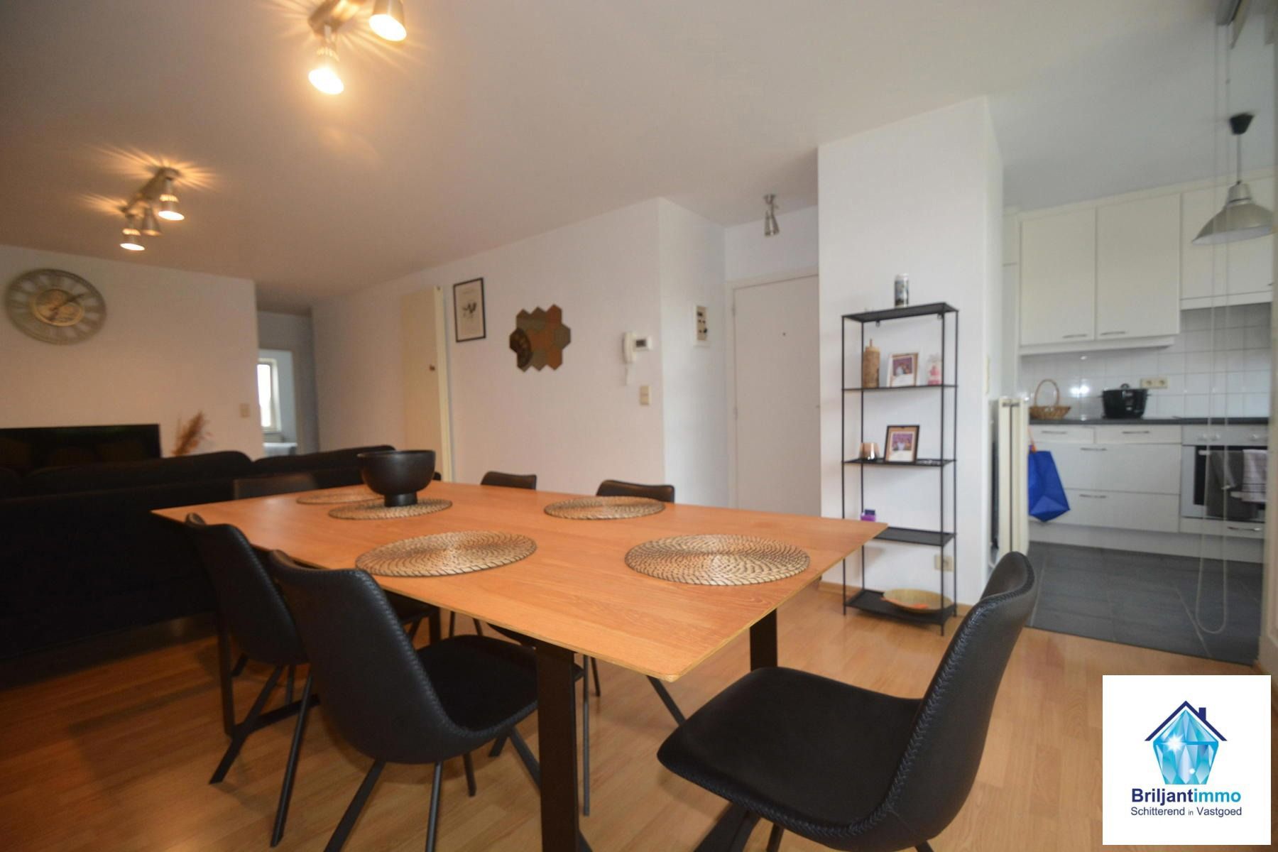 Ruim en instapklaar appartement op fietsafstand van centrum foto 4