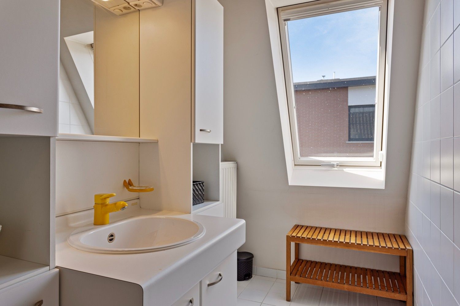 Ruime instapklare gezinswoning met leuke privatieve tuin te Mortsel foto 27