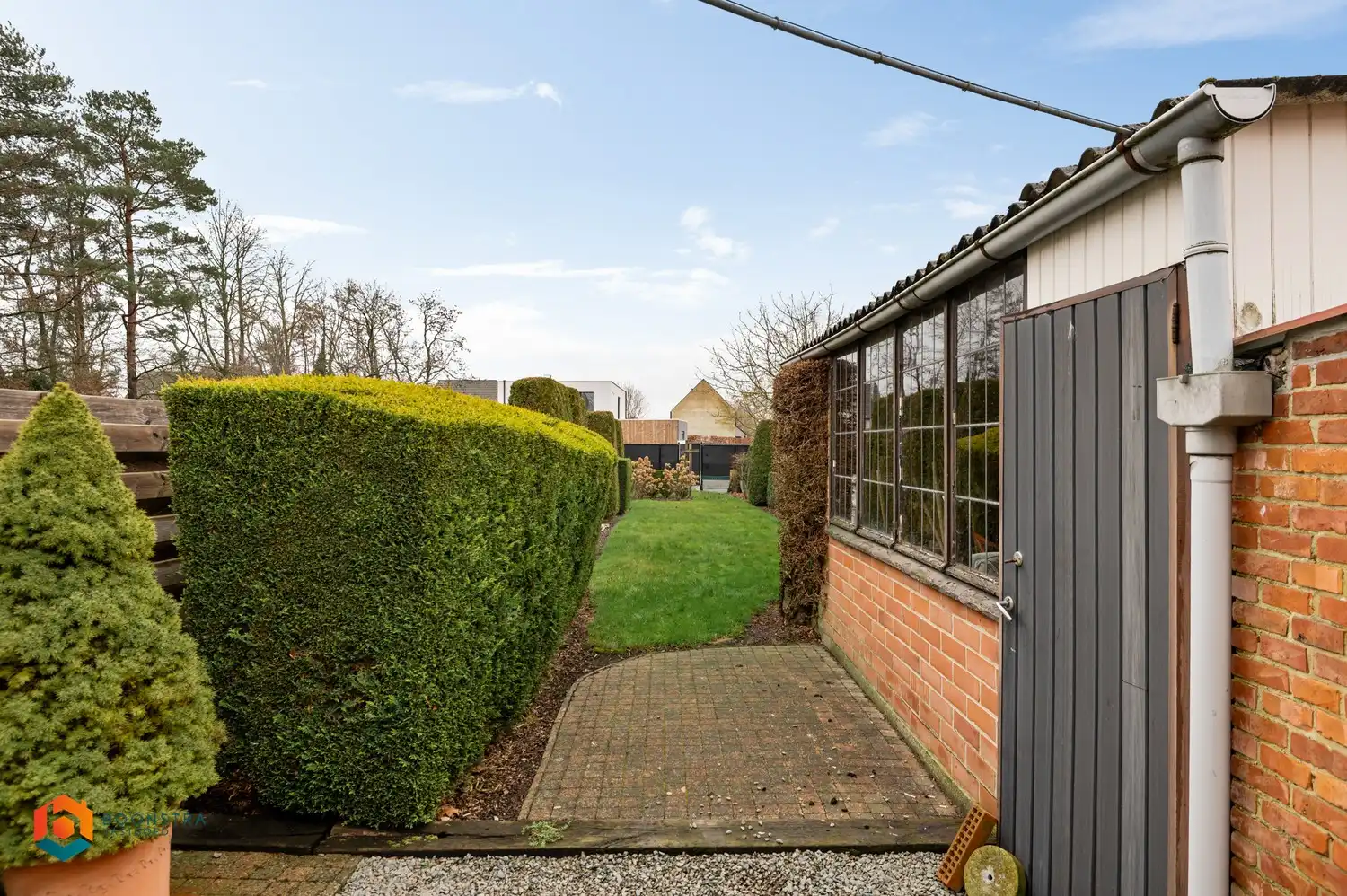 Te renoveren woning met 3 slpkrs en tuin nabij centrum Beerzel foto 10