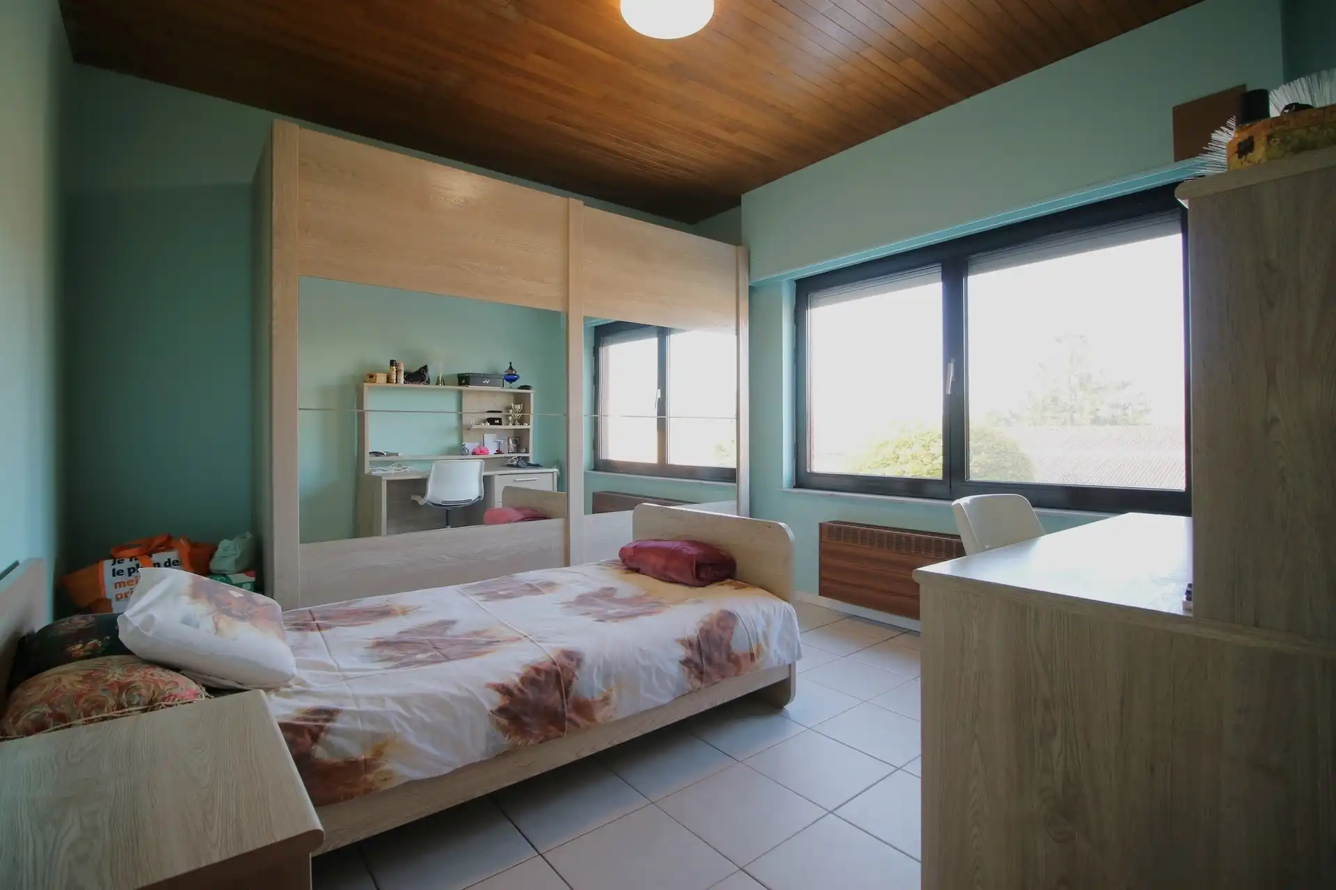 Bel-etagewoning met 3 slpks, tuin en terras. foto 15