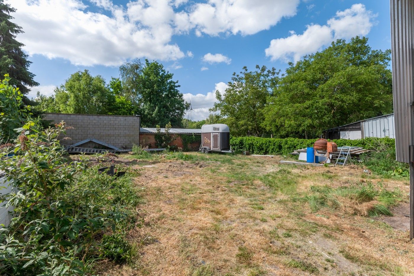 Ruime woning met 3 slpk. op prachtig perceel van 1285 m² foto 30