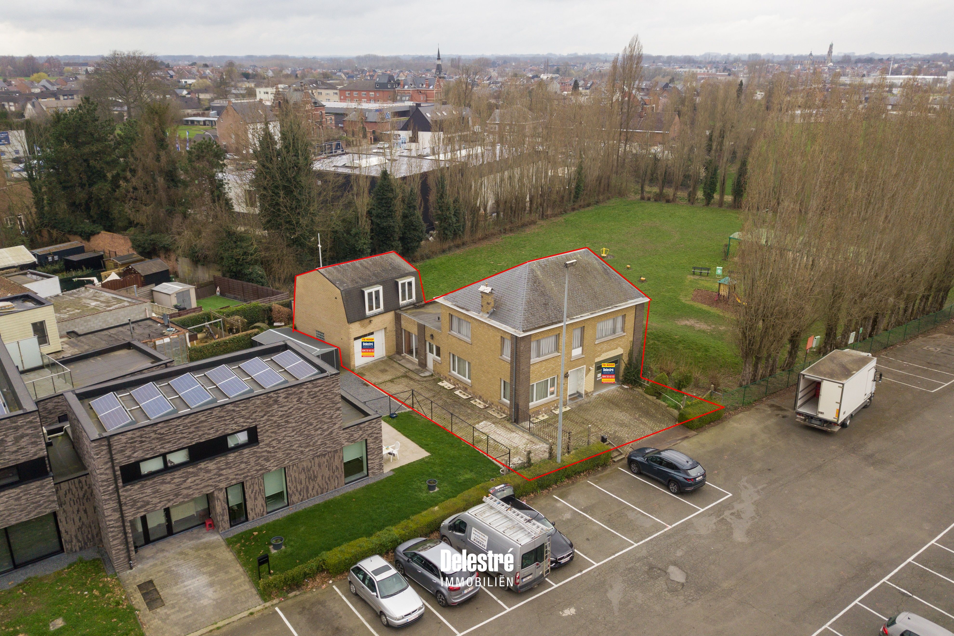 SOLIDE RUIME WONING MET POLYVALENTE RUIMTE NAAST PARK foto 2